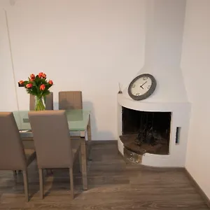  Apartment Lolly House 12